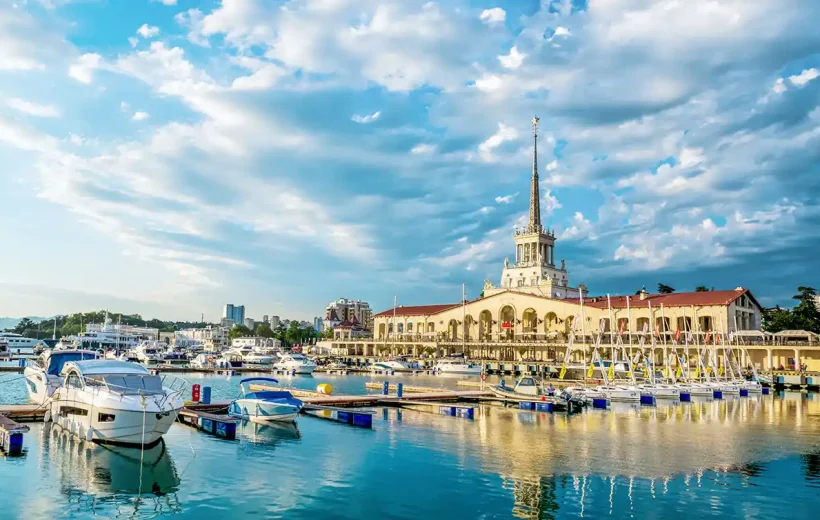 Tour Moscow – Sochi – Saint Petersburg – 11N10Đ